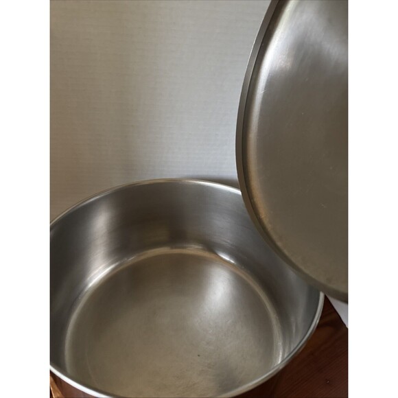 REVERE WARE 4 1/2 QT Stock Pot With Lid 1801 Copper Bottom - Picture 2 of 9